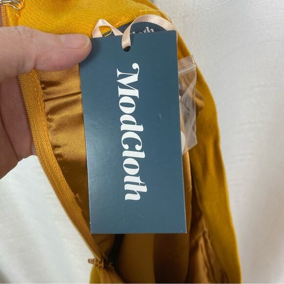 ModCloth Mustard Yellow Own The Era Wool Blend Mini Skirt Sz.M NWT - Picture 6 of 12